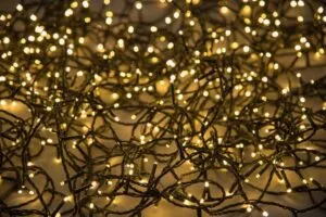 Valguskett soevalge, 120 LED lampi, must