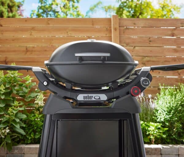 Gaasigrill Weber® Q2800N kapiga