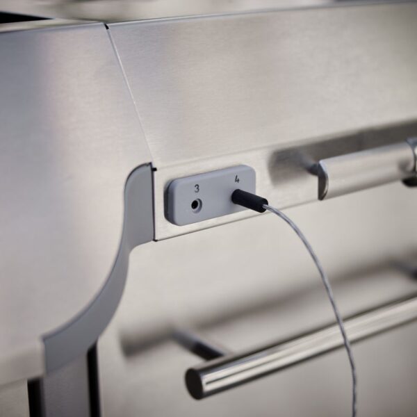 Gaasigrill Weber® Summit FS38 S